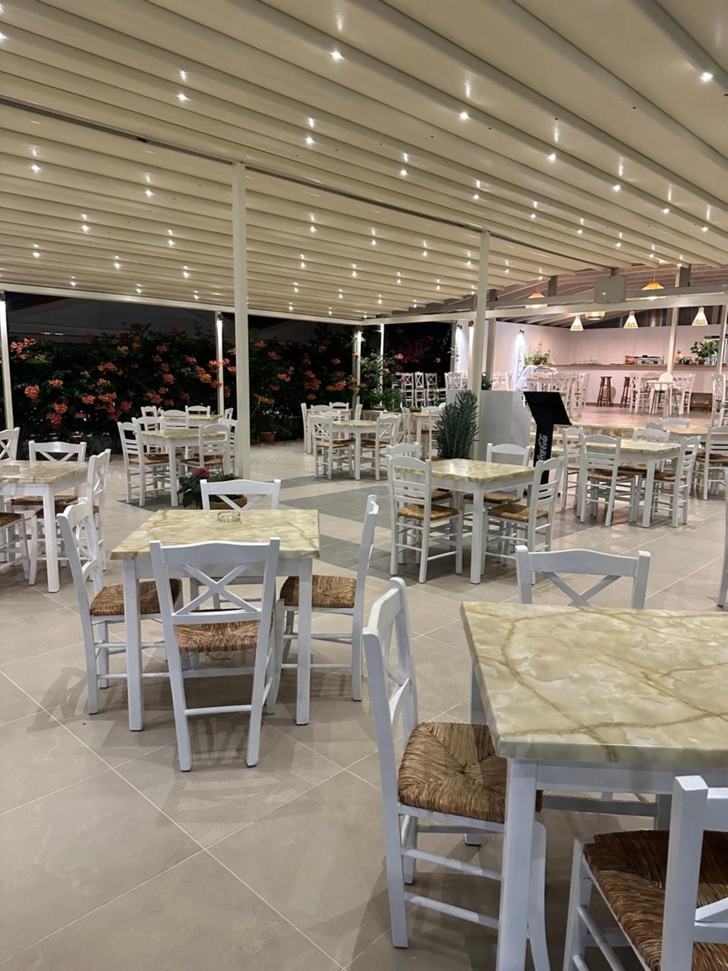 Mirto Beach Hotel & Restaurant Paralia Vrachou Exterior photo